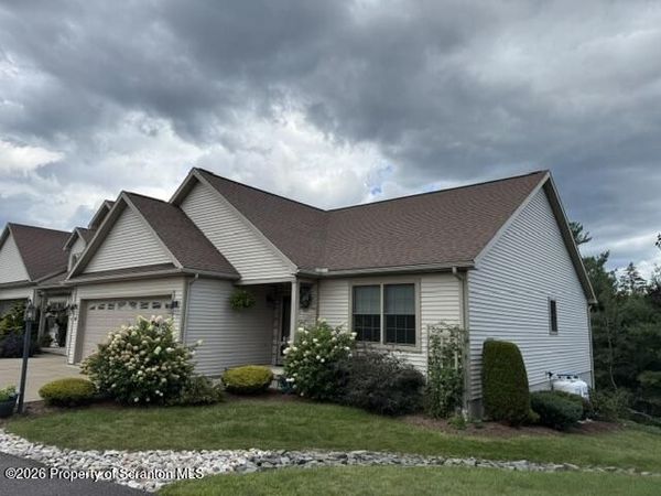 90 Grandview Drive , Tunkhannock, PA 18657