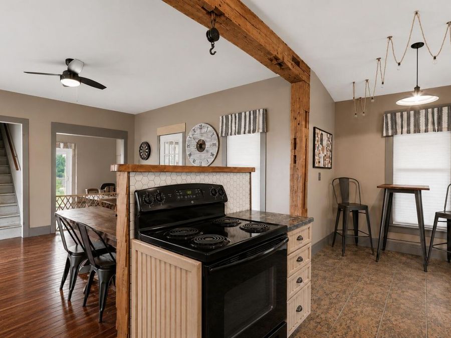 Property Image 6