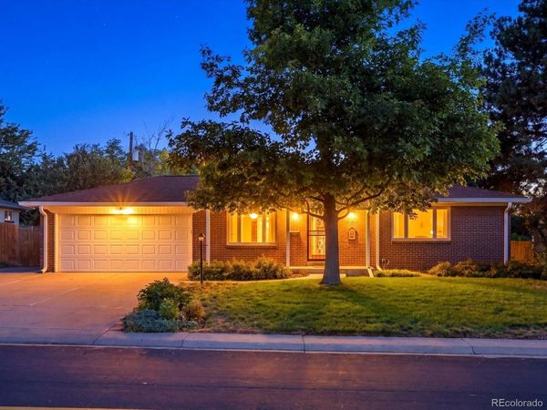 275 Moline Street , Aurora, CO 80010
