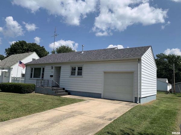 549 ARNOLD Street, Galesburg, IL 61401