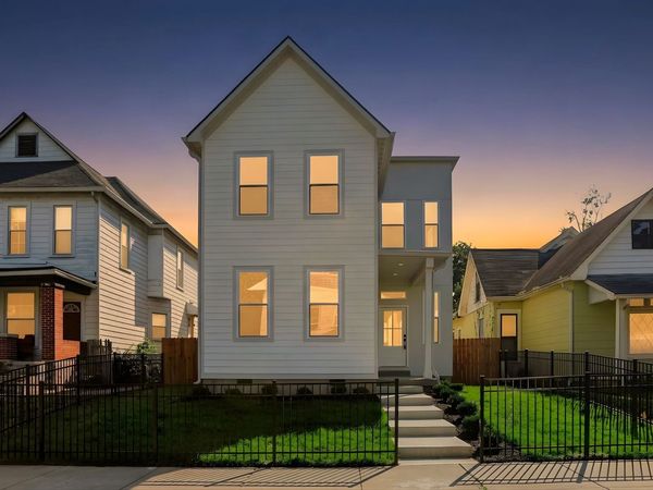 1129 Tecumseh Street , Indianapolis, IN 46201