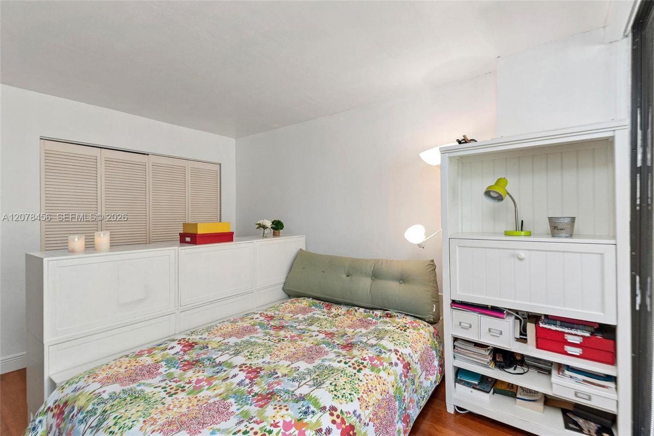 1925 Brickell Ave, Unit 1501D, Miami, FL 33129 Photo