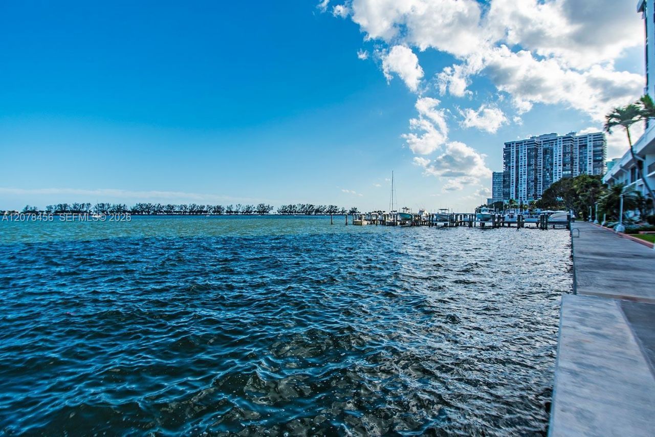 1925 Brickell Ave, Unit 1501D, Miami, FL 33129 Photo