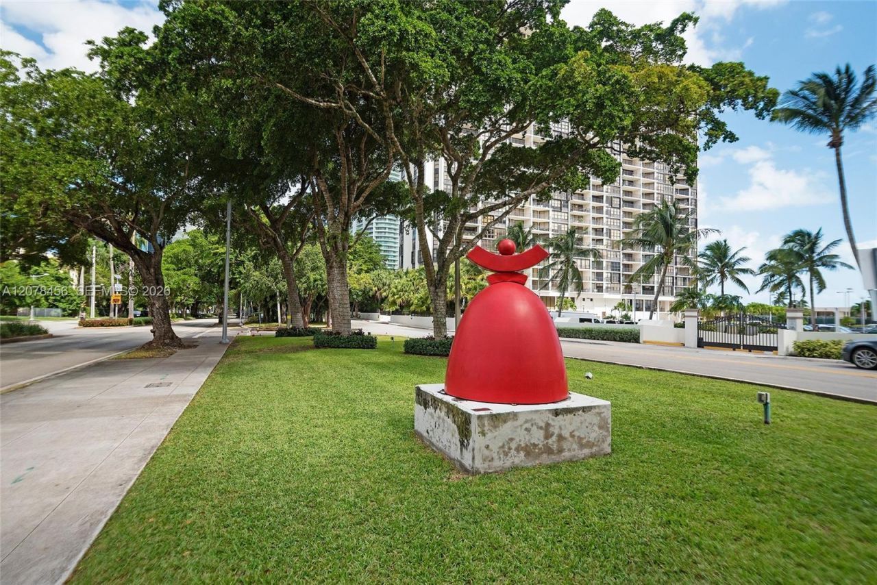1925 Brickell Ave, Unit 1501D, Miami, FL 33129 Photo