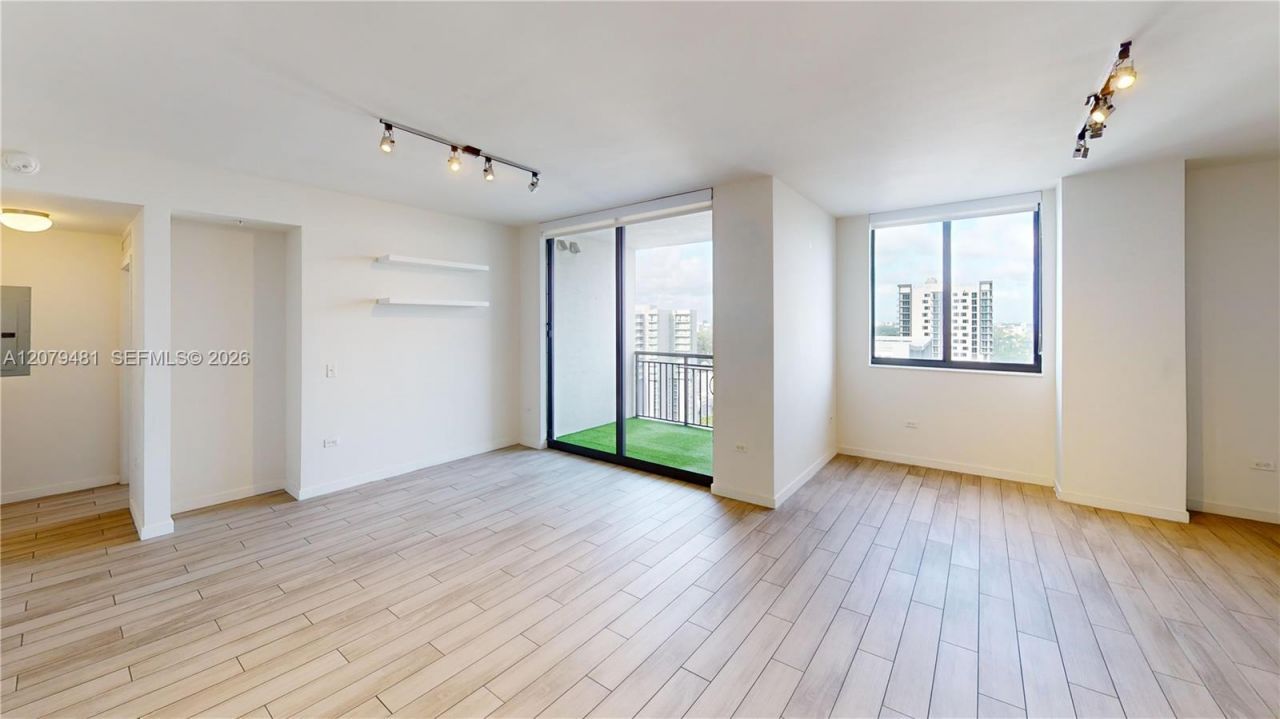 999 SW 1st Ave, Unit 2606, Miami, FL 33130 Photo