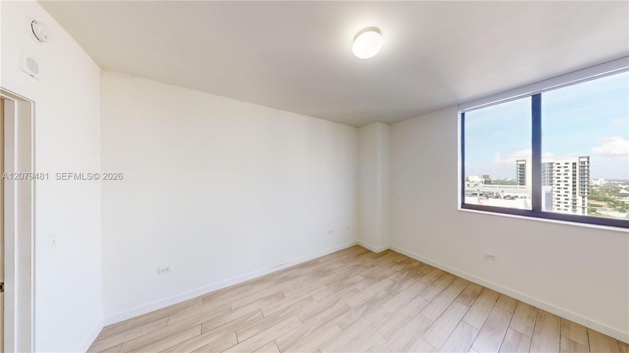 999 SW 1st Ave, Unit 2606, Miami, FL 33130 Photo