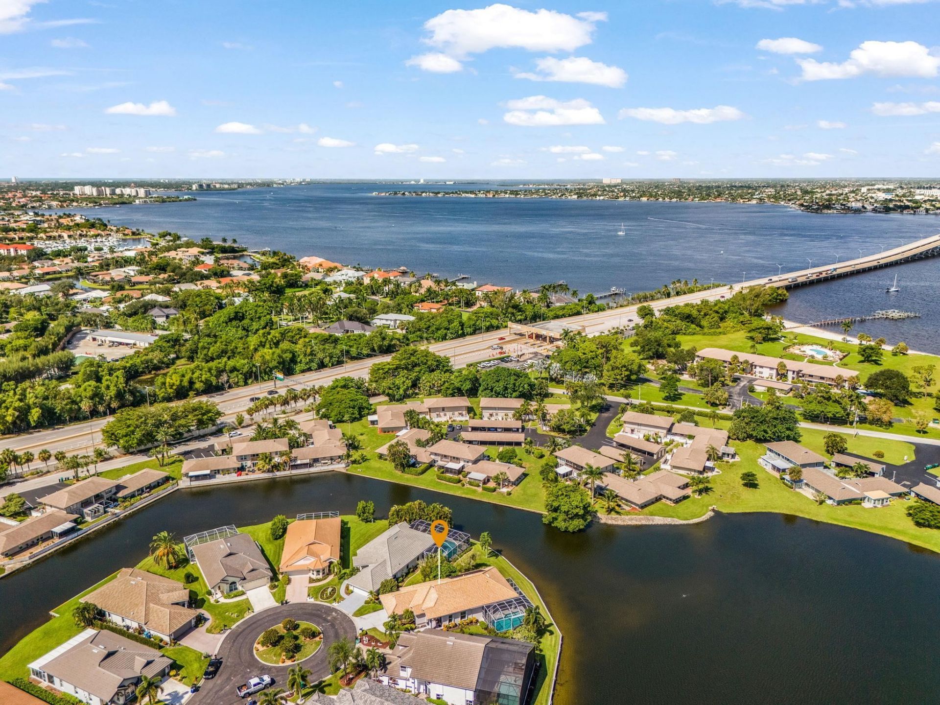 9860 Mainsail Ct, Fort Myers, FL 33919 Photo