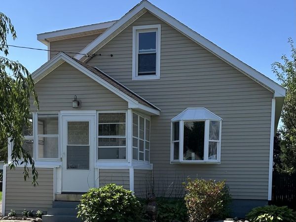 52 Wilkes Avenue, Amsterdam, NY 12010