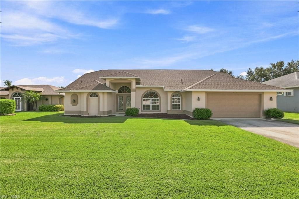 415 SE 13th Ave, Cape Coral, FL 33990 Photo