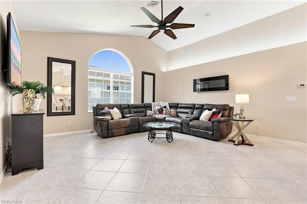 415 SE 13th Ave, Cape Coral, FL 33990 Photo
