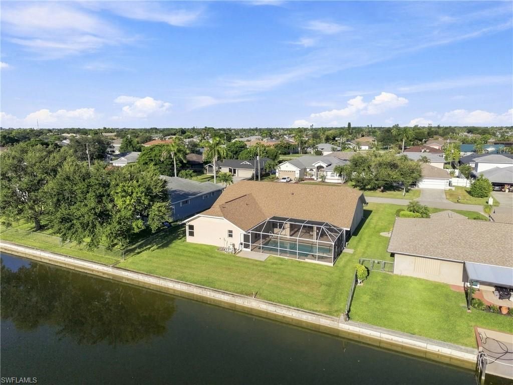 415 SE 13th Ave, Cape Coral, FL 33990 Photo