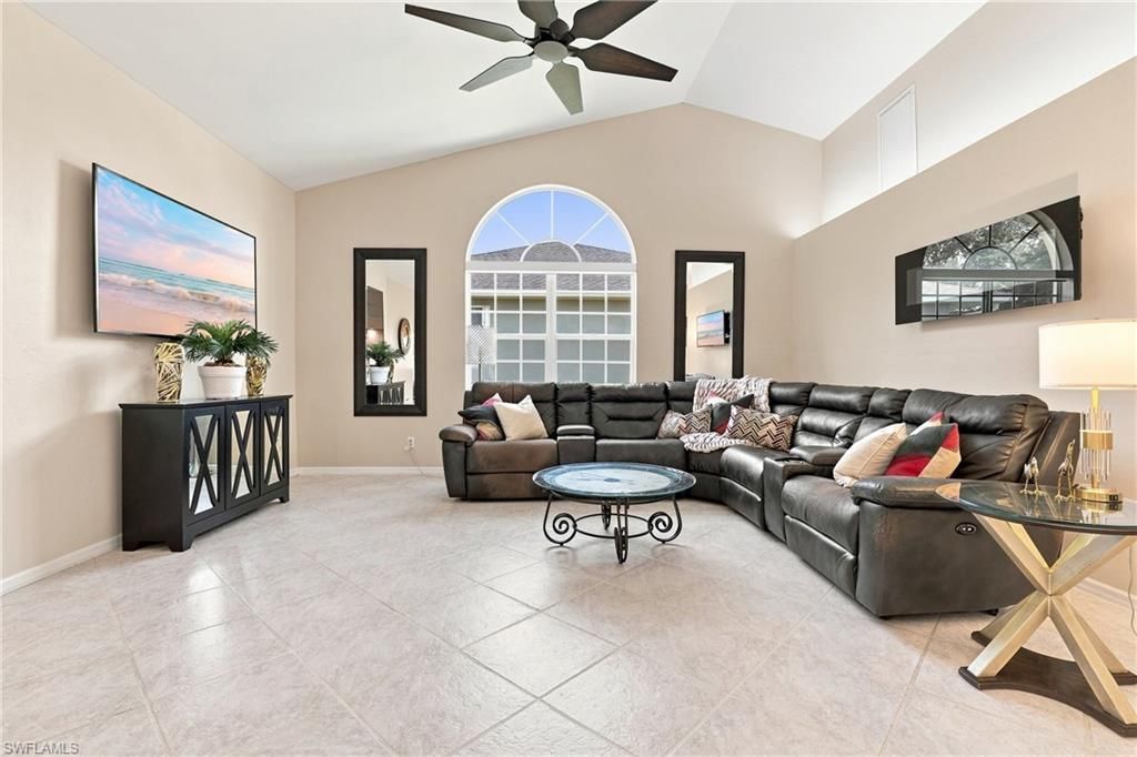 415 SE 13th Ave, Cape Coral, FL 33990 Photo