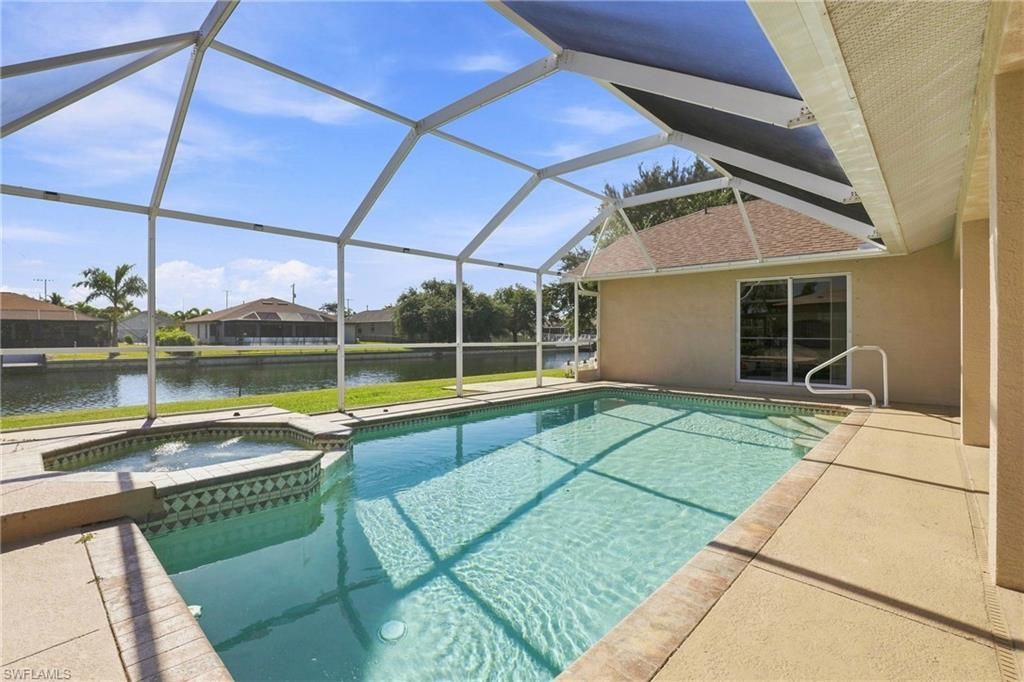 415 SE 13th Ave, Cape Coral, FL 33990 Photo