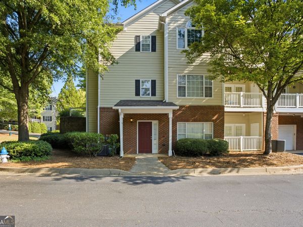 512 Spring Heights Lane SE, Unit 5/512, Smyrna, GA 30080