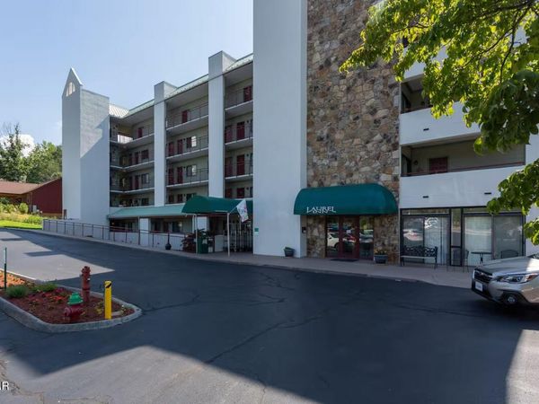 354 E Holly Ridge Road, Unit 204, Gatlinburg, TN 37738