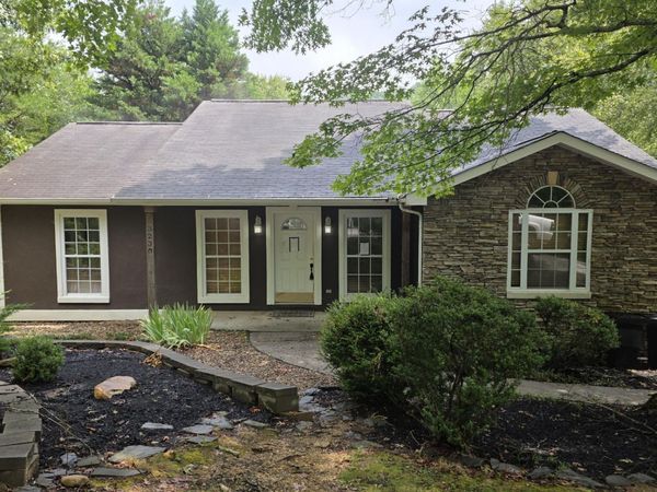 3230 Cove Creek Way , Sevierville, TN 37862
