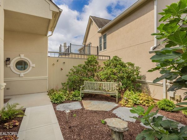 3445 Commodore Point , Knoxville, TN 37922