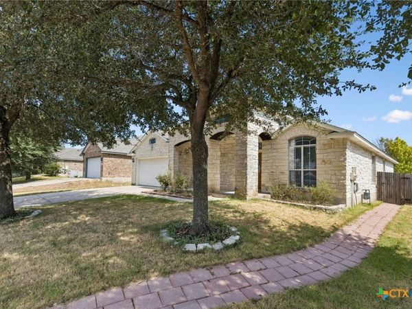 1512 Sweet Leaf Lane , Pflugerville, TX 78660