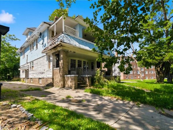 1516 Hillcrest Road , Cleveland, OH 44118