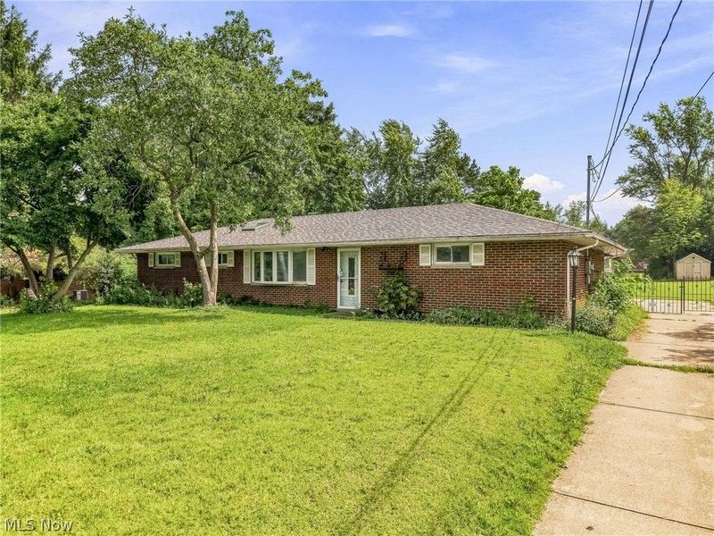 1428 Laurel Drive, Macedonia, OH 44056 Photo 3