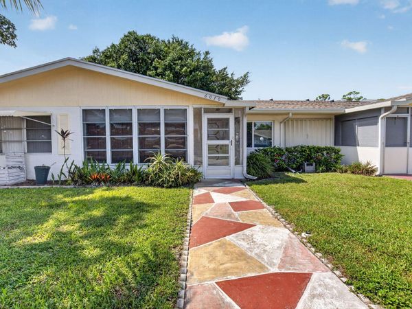 6070 La Palma Lane, Delray Beach, FL 33484