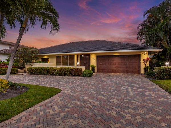 4210 NE 23rd Avenue, Lighthouse Point, FL 33064