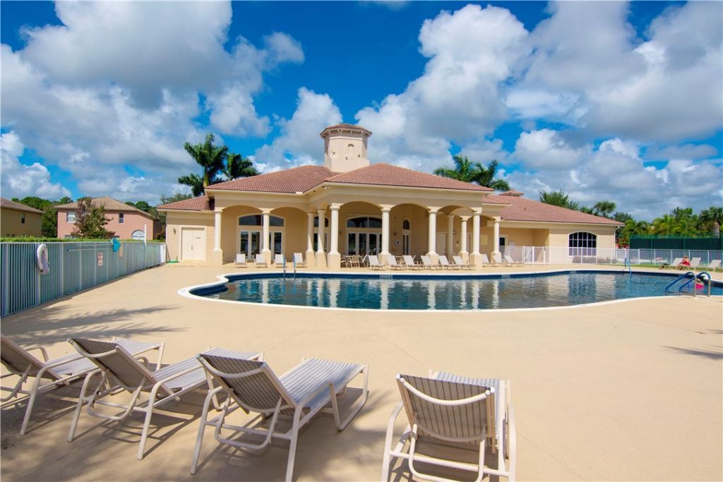 6100 Santa Margarito Drive, Fort Pierce, FL 34951 Photo