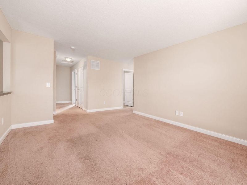426 Josaphat Way , Columbus, OH 43213 Photo 23