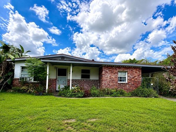 2900 SANKA DRIVE , ORLANDO, FL 32826