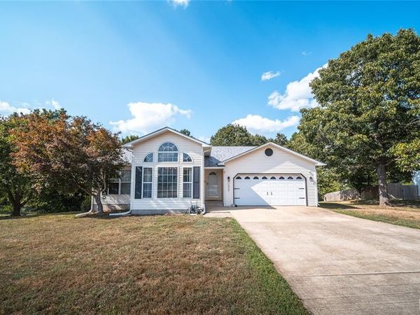 16975 Lensman Road, St Robert, MO 65584