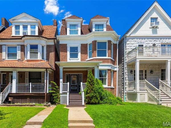 4215 Maryland Avenue, St Louis, MO 63108