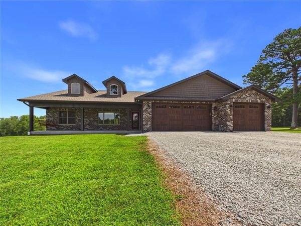 8172 Highway 32, Ste Genevieve, MO 63670