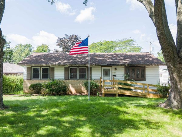 2426 Butlin Drive, Beloit, WI 53511