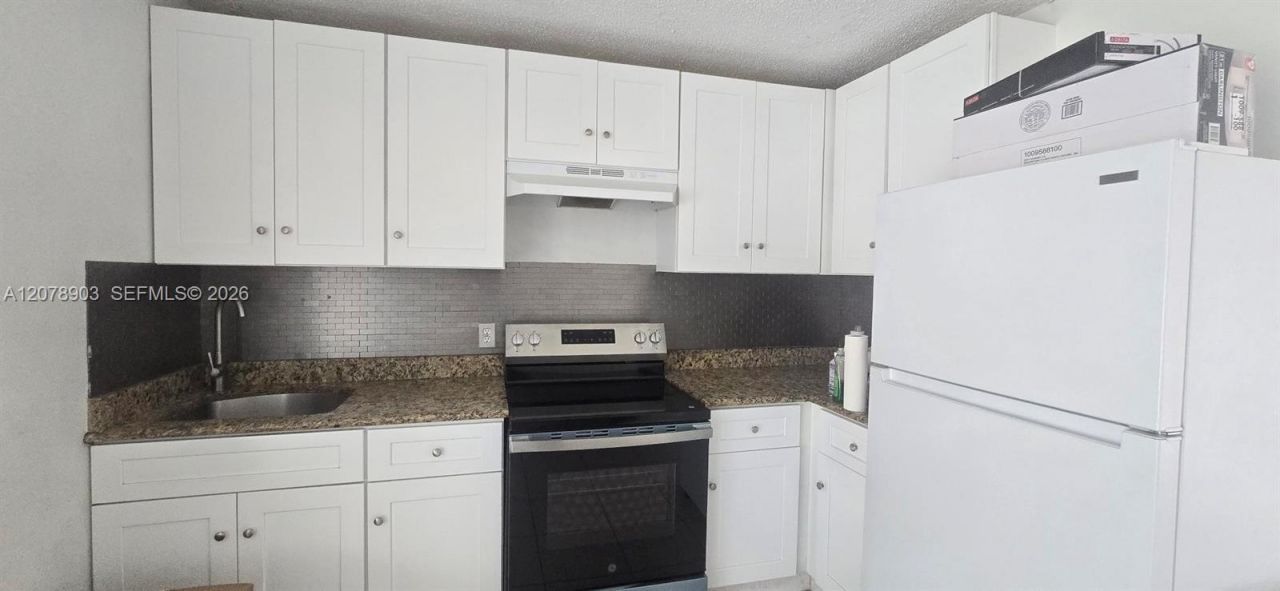 3300 SE Fairmont St, Stuart, FL 34997 Photo