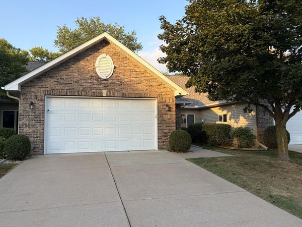 1823 Bohmbach Drive , Red Wing, MN 55066