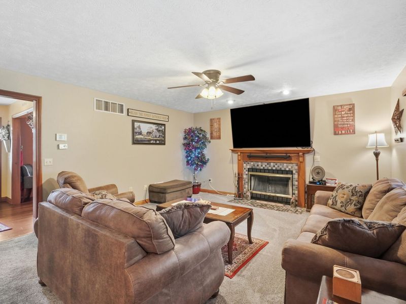 4146 Ashton Lane, Springfield, OH 45503 Photo 11