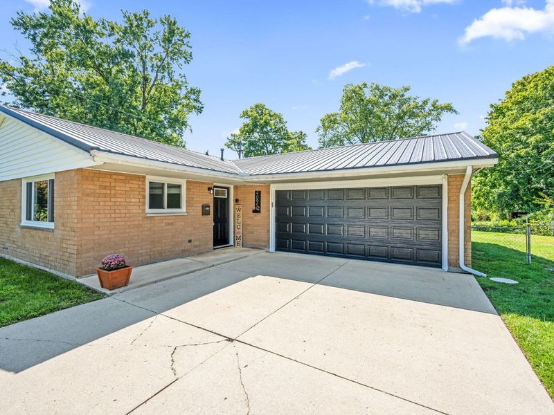 4095 Raymond Drive, Enon, OH 45323 Photo 4