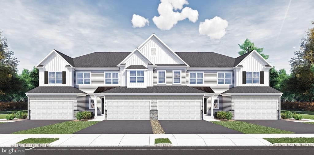 184 LYNMERE CIRCLE , GLENMOORE, PA 19343