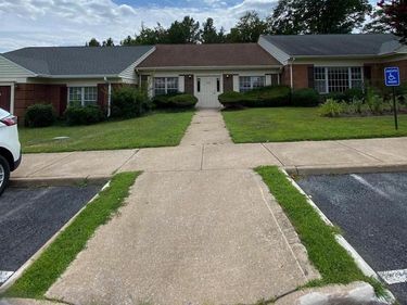 400-440 HOSPITAL DRIVE , WARRENTON, VA 20186
