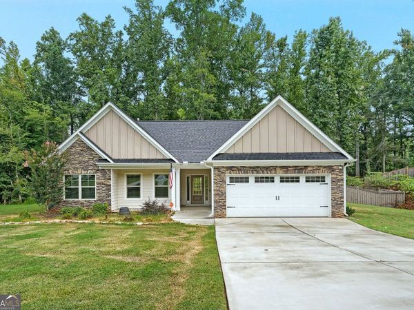 415 Smallwood Lane, Douglasville, GA 30134