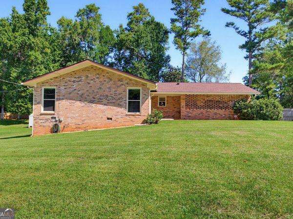 3307 Wildwood Drive SW, Marietta, GA 30060