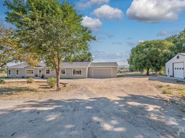 2377 Lower Pond Ln, Homedale, ID 83628