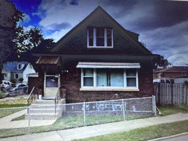 12754 Wahl Street , Blue Island, IL 60406