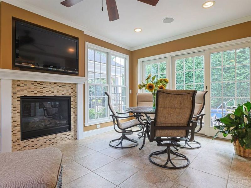 7265 Timberknoll Drive, Cincinnati, OH 45242 Photo 13
