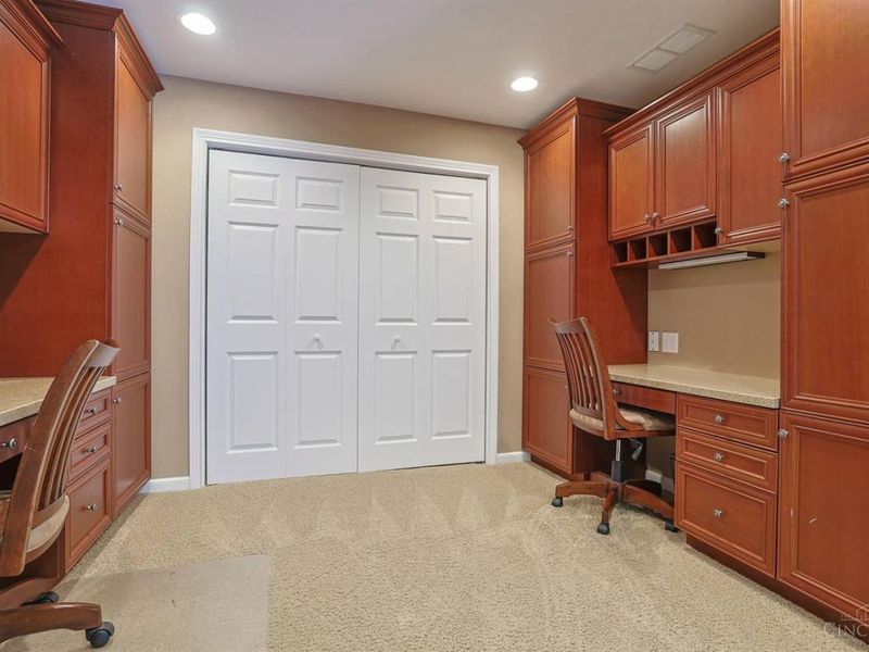 7265 Timberknoll Drive, Cincinnati, OH 45242 Photo 35
