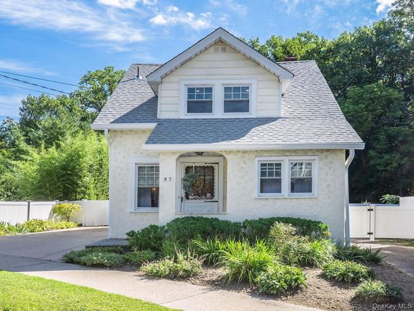57 Irma Avenue , Port Washington, NY 11050