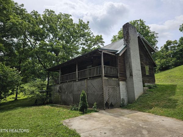 264 Old Long Hollow Rd , La Follette, TN 37766