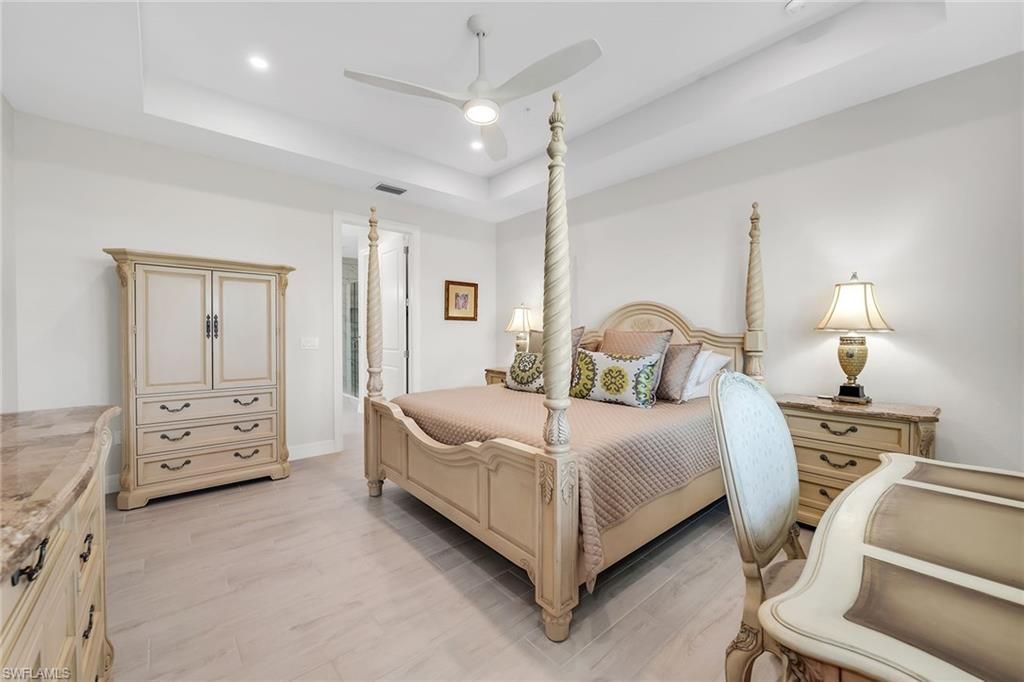 257 Indies Dr E, Unit 202, Naples, FL 34114 Photo