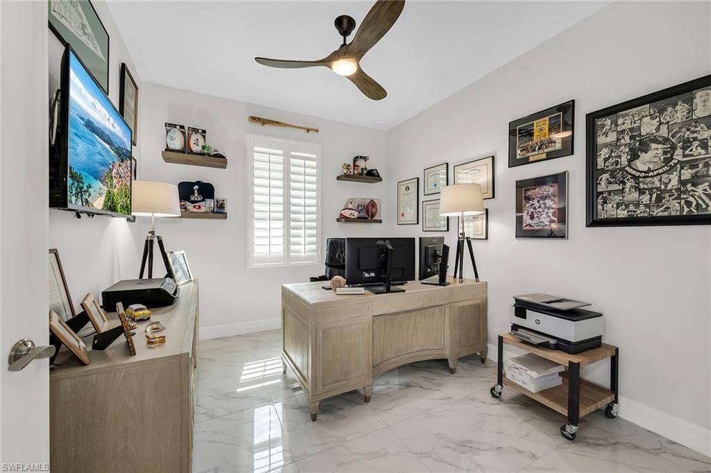 257 Indies Dr E, Unit 202, Naples, FL 34114 Photo