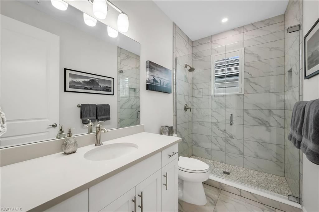 257 Indies Dr E, Unit 202, Naples, FL 34114 Photo